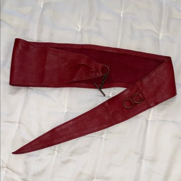Calvin Klein Elegant Red genuine Leather burgundy Belt - Picture 1 of 4